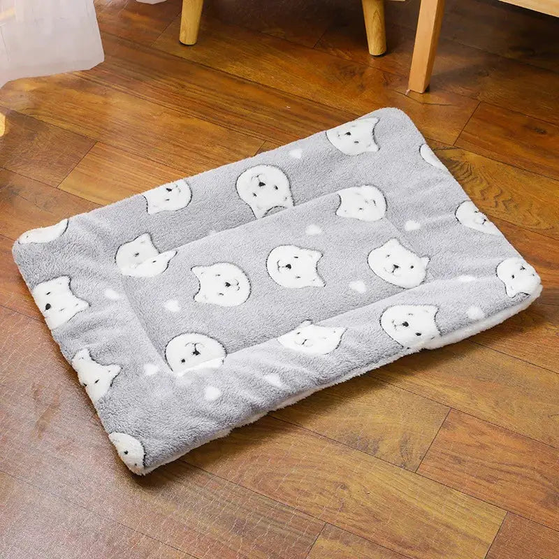 Thick Flannel Pet Mat Bed For Dogs And Cats Soft Sleeping Mat Blanket For Puppies And Kittens
