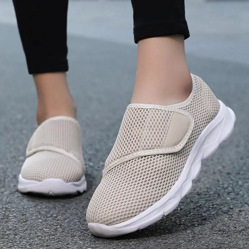 Orthopedic Walking Shoes for Wide and Swollen Feet Diabetic Foot Care Thumb Eversion Adjust Cushioned Comfort