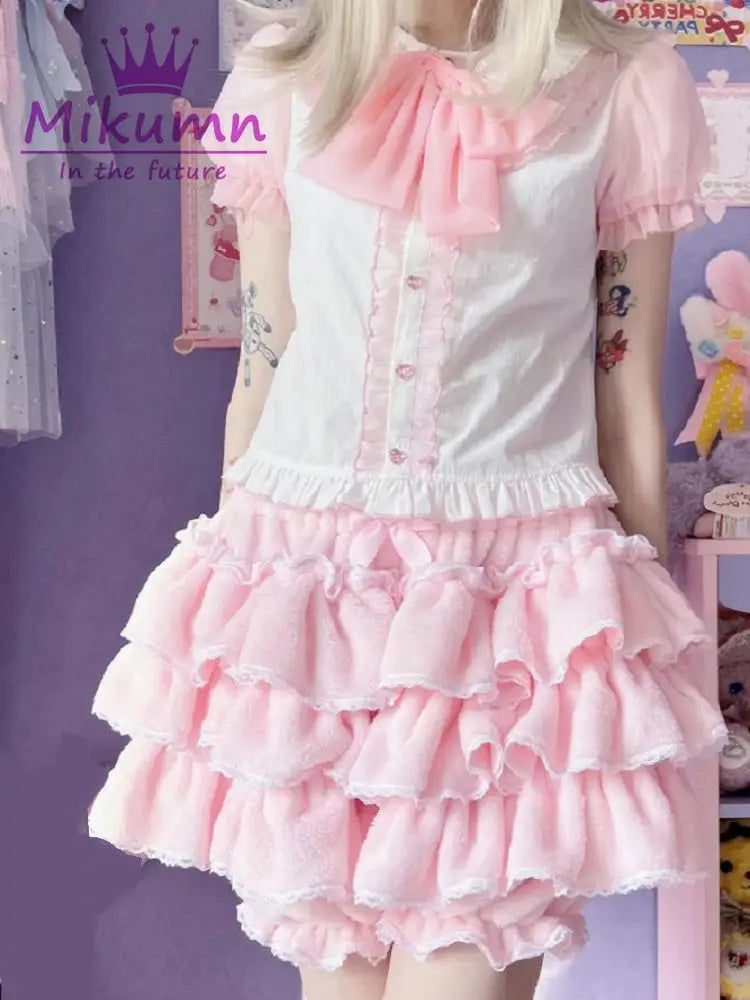 Harajuku Y2K pink and white lantern shorts with layered ruffles