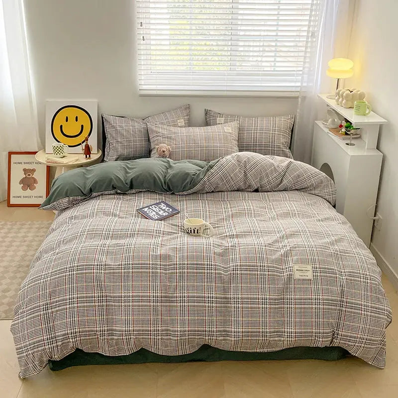 Nordic plaid cotton bedding set with duvet cover and pillowcases in grey-blue plaid, queen/king size