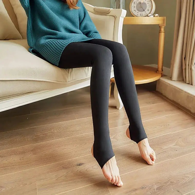 Fleece thermal leggings by Simples Market, black seamless high-waist pantyhose for women, winter warmth