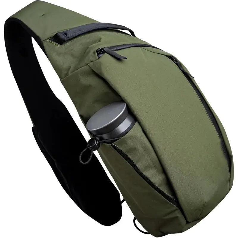 Right Shoulder Chest Bag 7.5L olive green crossbody with water bottle pocket by Simples Market.