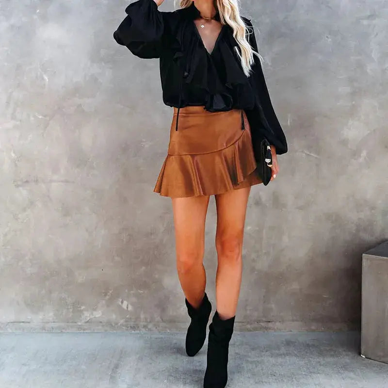 Women faux leather mini skirt with elastic high waist, brown, ruffled spliced pleated panels