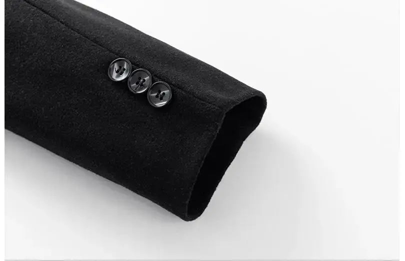 Men's black trench coat sleeve with three-button cuff, Simples Market