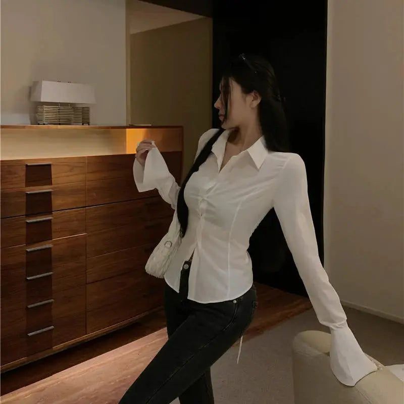 Gidyq white bandage blouse for women with bell sleeves, slim-fit casual streetwear