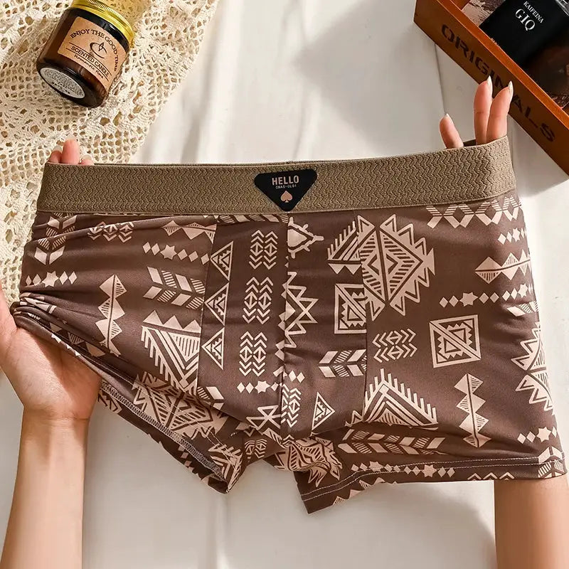 Simples Market 3-piece boxer shorts set in brown ice silk with white geometric print