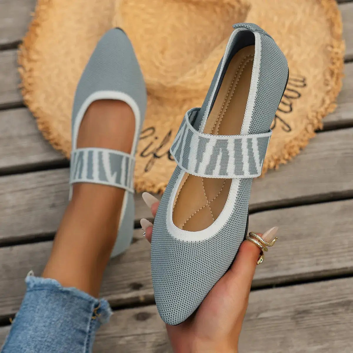 Knitted Color Block Women Flat Shoes Pointed Toe Ballet Flats