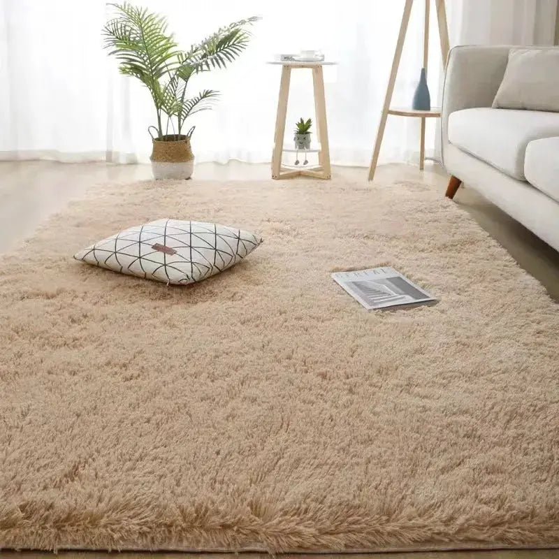 VIKAMA beige shag area rug for living room and bedroom, large fluffy plush carpet by Simples Market