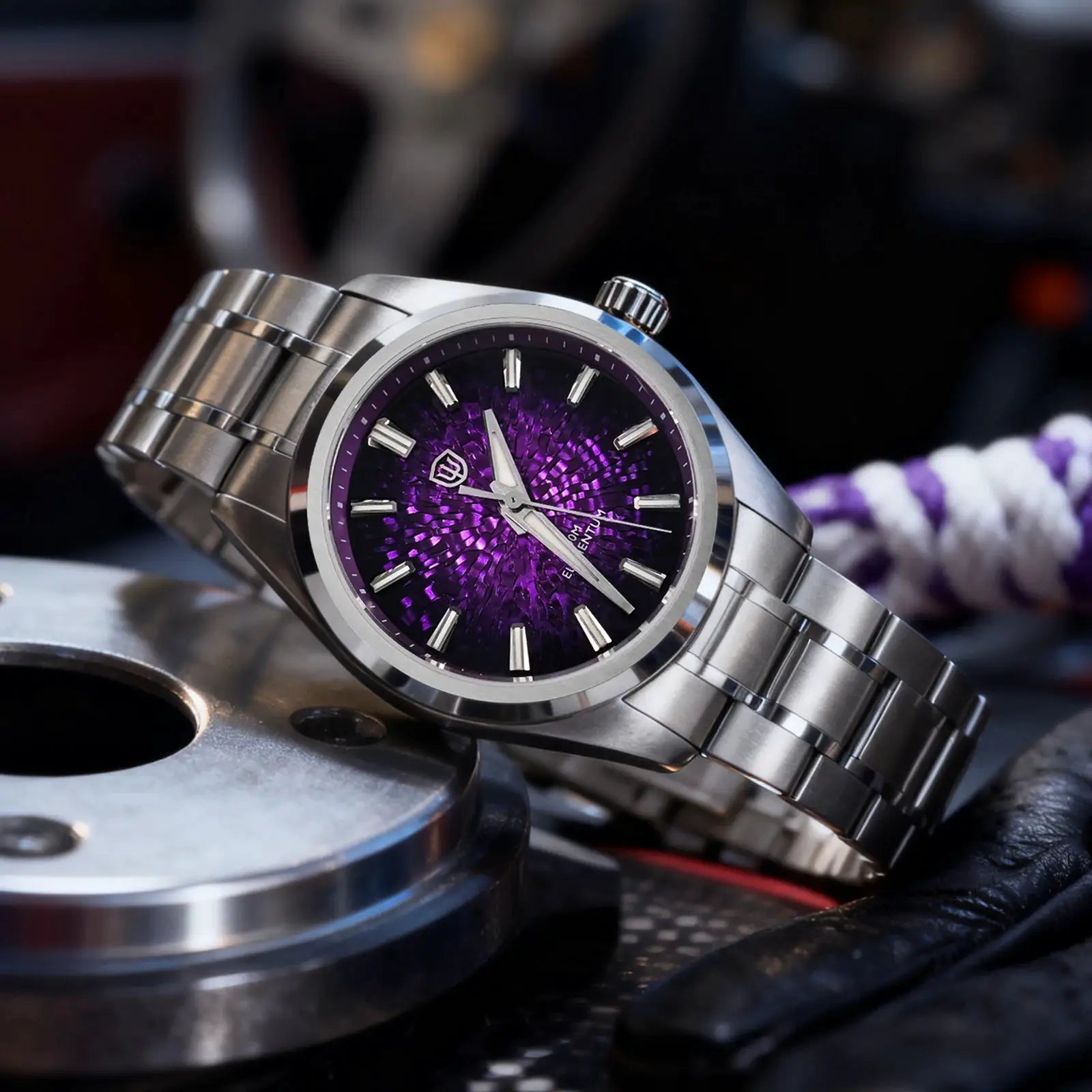 Simples Market WD0003C stainless steel wristwatch with 38mm purple dial, sapphire, luminous hands, 100m WR