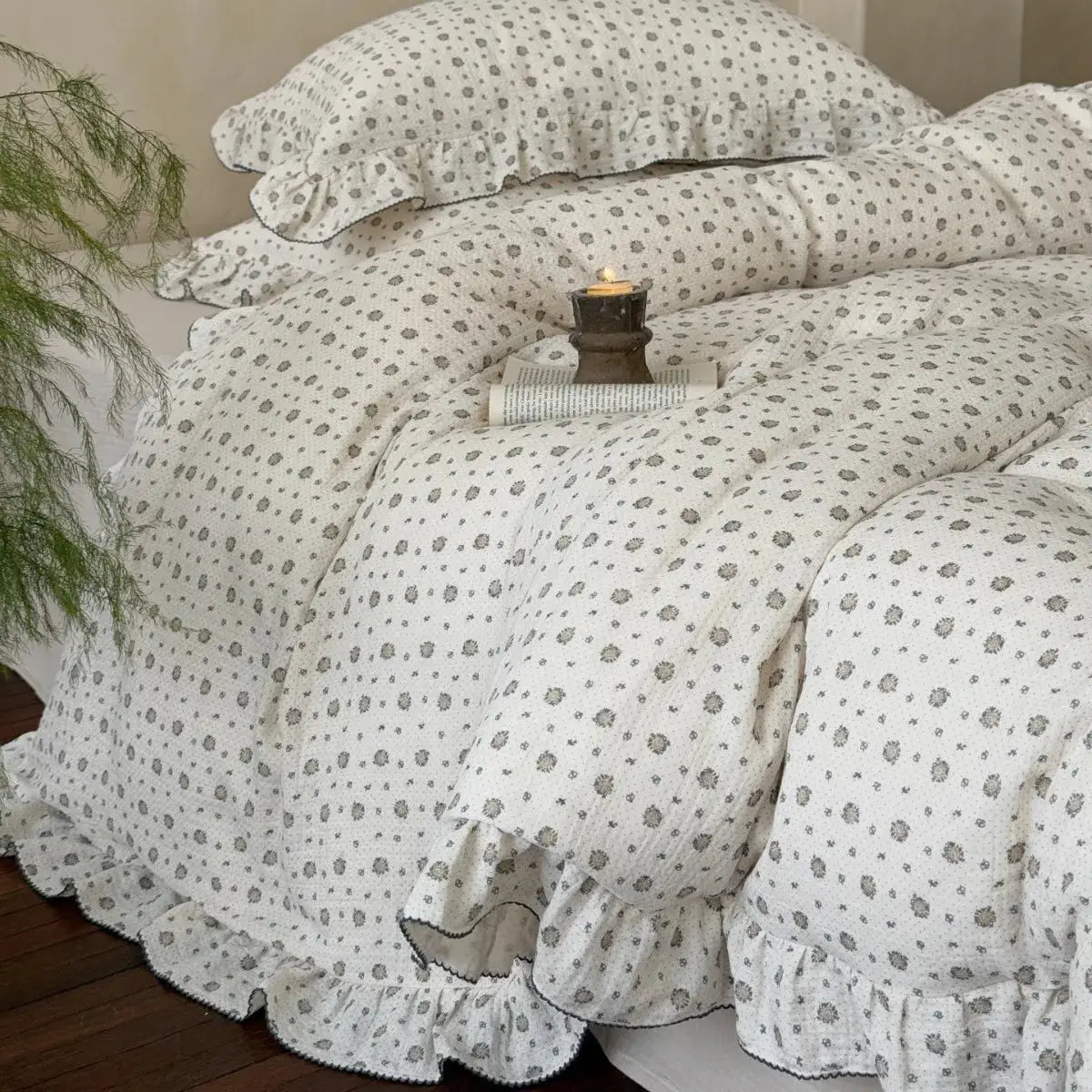 INS Princess gauze cotton bedding set, 3pc with ruffle-edge duvet cover, cream with gray polka-dot print