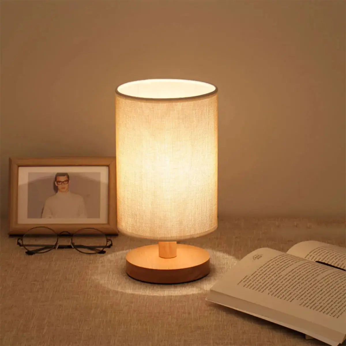WoodCraft USB Bedside Lamp With Warm Wood Finish And Cylinder Linen Shade For Eye Friendly Lighting