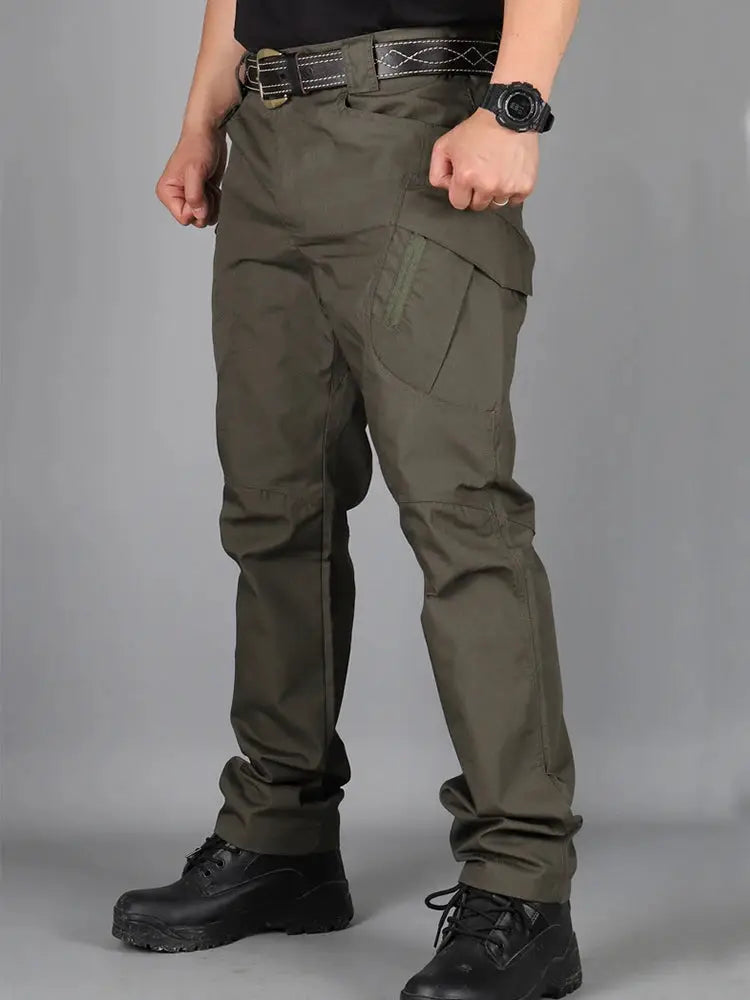 Men's olive cargo pants with multiple pockets, water-resistant, Simples Market