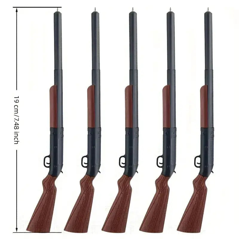 Gun pen set by Simples Market: five black-bodied ballpoint pens with brown wooden grips.