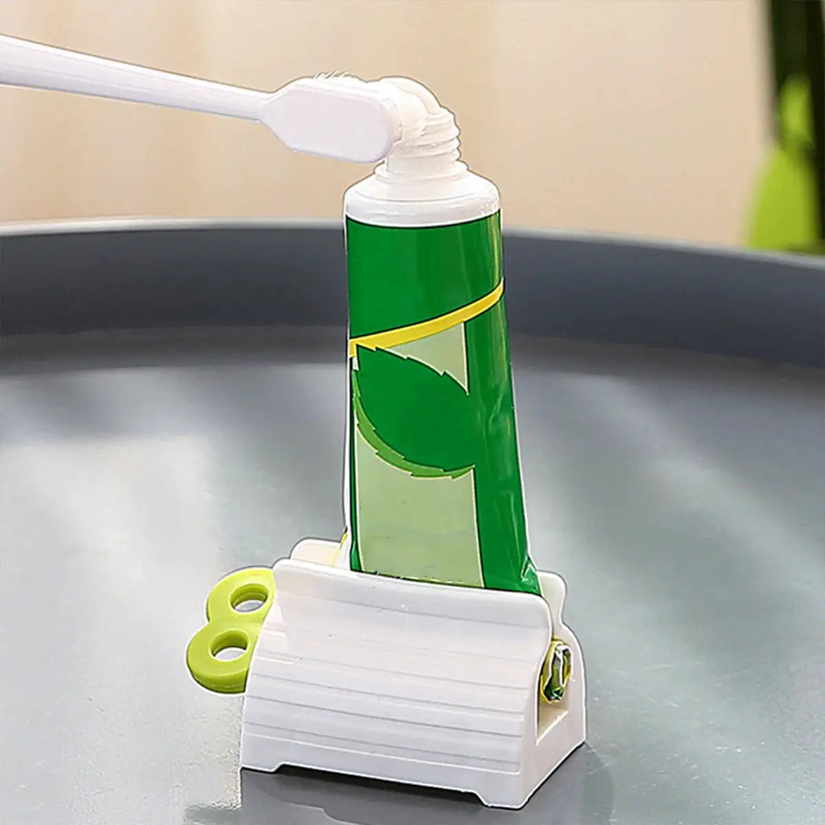 Efficient Toothpaste Tube Squeezer For Hassle Free Smooth And Comfortable Brushing Experience