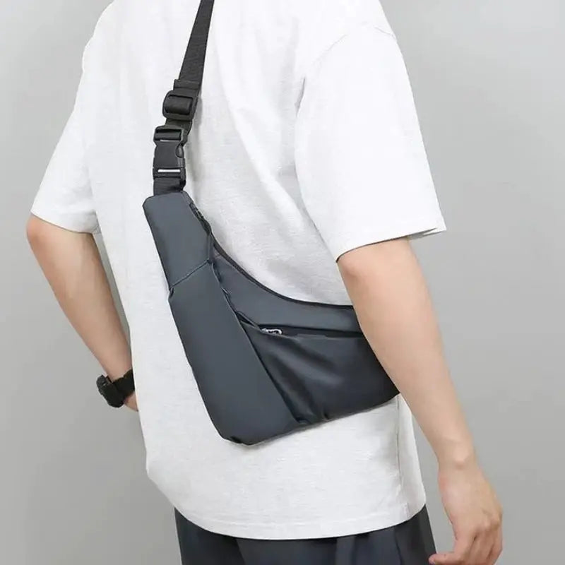Simples Market men's crossbody chest bag in dark gray for daily commuting
