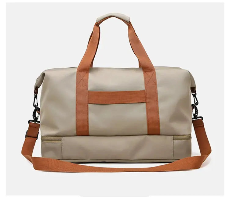 Travel gym bag from Simples Market in beige with orange straps and detachable shoulder strap