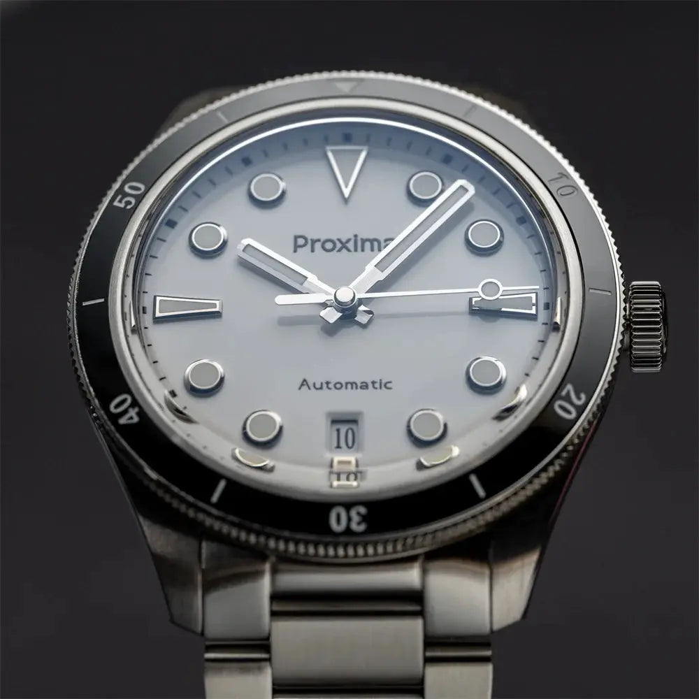 Proxima PX1697 39mm men’s watch with white enamel dial, sapphire crystal, automatic movement, stainless steel bracelet