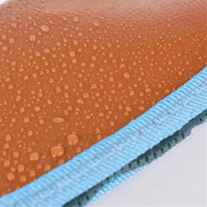 Toilet seat cover plush mat with brown top and blue border by Simples Market