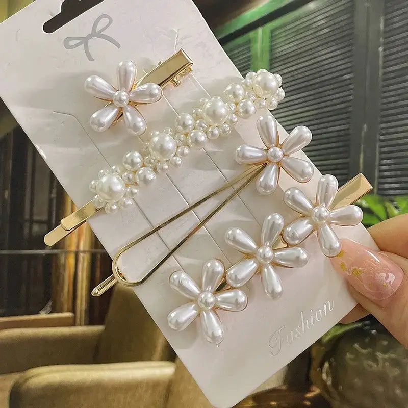 Korean Inspired Luxe Pearl Hair Clips With Geometric Alloy And Plastic Pins For Women Secure Fashion Accessory