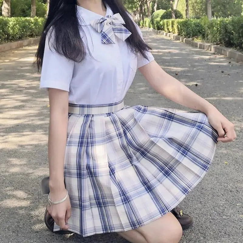 ZOKI plaid pleated high-waist skirt for women, blue-and-white A-line mini.