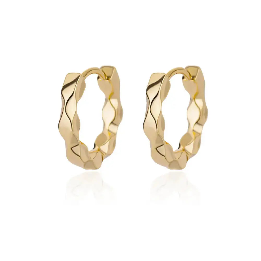 Hoop earrings, gold-tone stainless steel, twisted textured round hoops for elegant vintage style, pair Simples Market