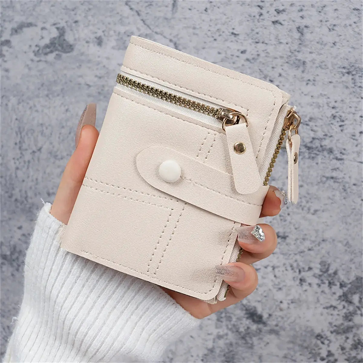 Wallet Simples Market beige women's thin wallet with dual zip pockets, card clip and snap strap