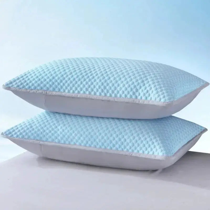 Cooling pillowcases, solid light blue with a textured dotted surface, 2-pack, 48x70cm.