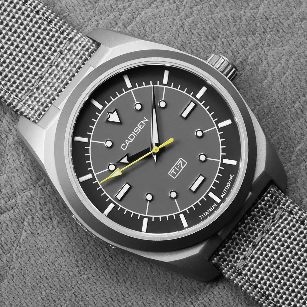CADISEN TI-7 Autodyne wristwatch with titanium case, gray dial, luminous markers, yellow second hand, canvas strap.