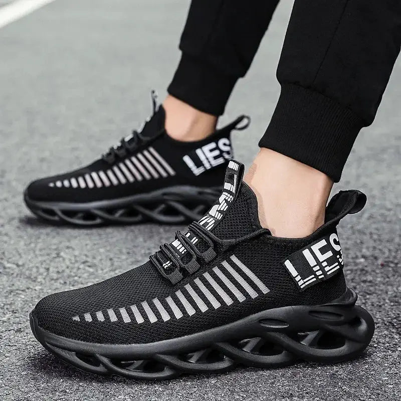 MAEDEF men’s black mesh sneakers with breathable upper and sculpted hollow-sole platform