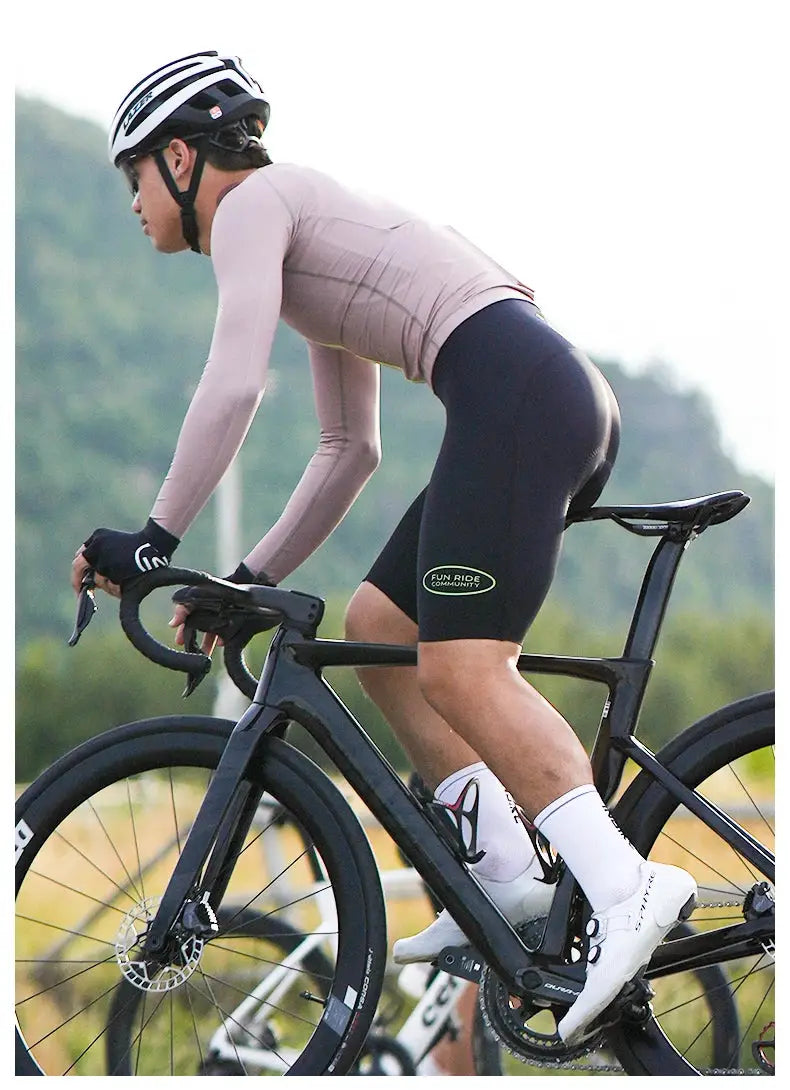Men's INBIKE cycling bib shorts, black high-waisted breathable shorts with Fun Ride Community logo on thigh