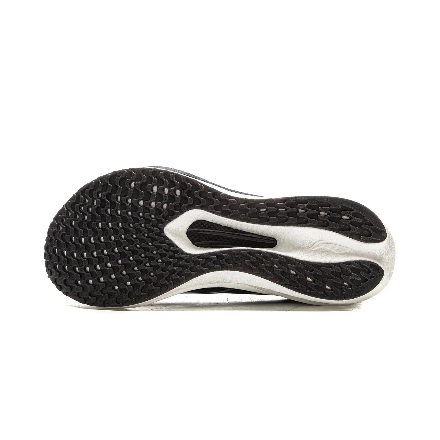 Li-Ning FEIDIAN 5 Challenger racing shoe sole; black outsole with white midsole and honeycomb tread
