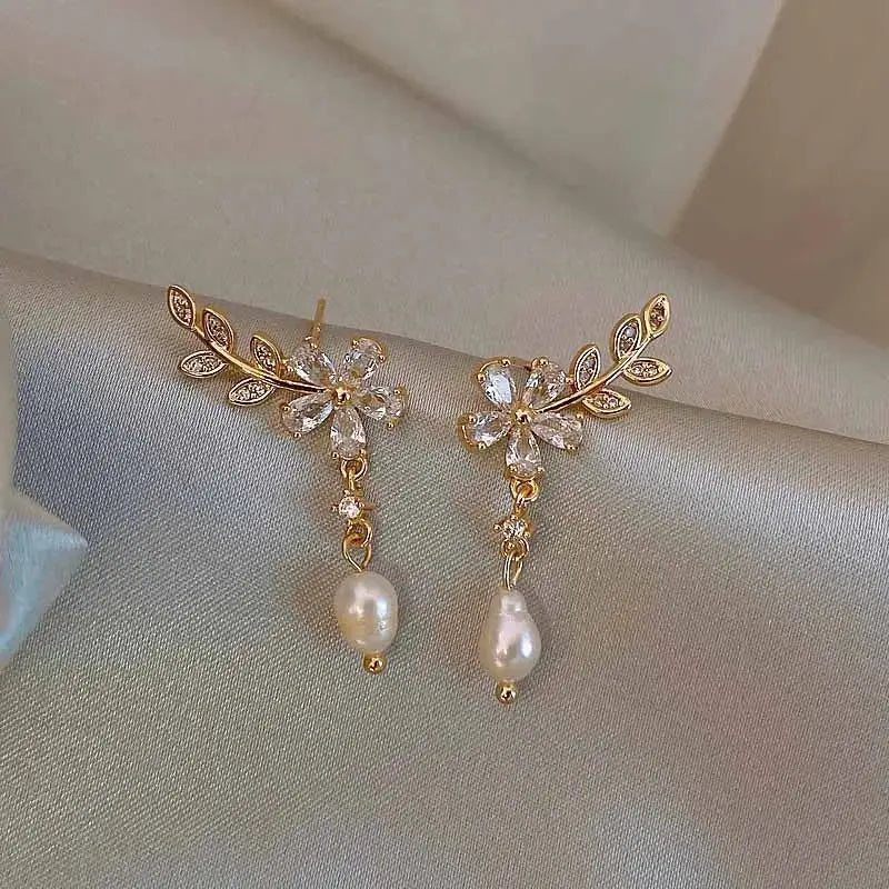 Exquisite Leaves Crystal Flower Stud Earrings For Women AAA Zircon Rose Butterfly Tassel Bridal Wedding Party Jewelry