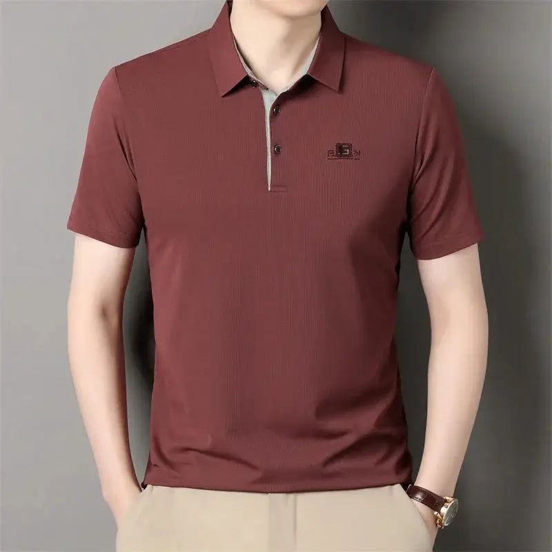 Men's polo shirt by Simples Market, burgundy solid color with badge, short sleeves, breathable fabric