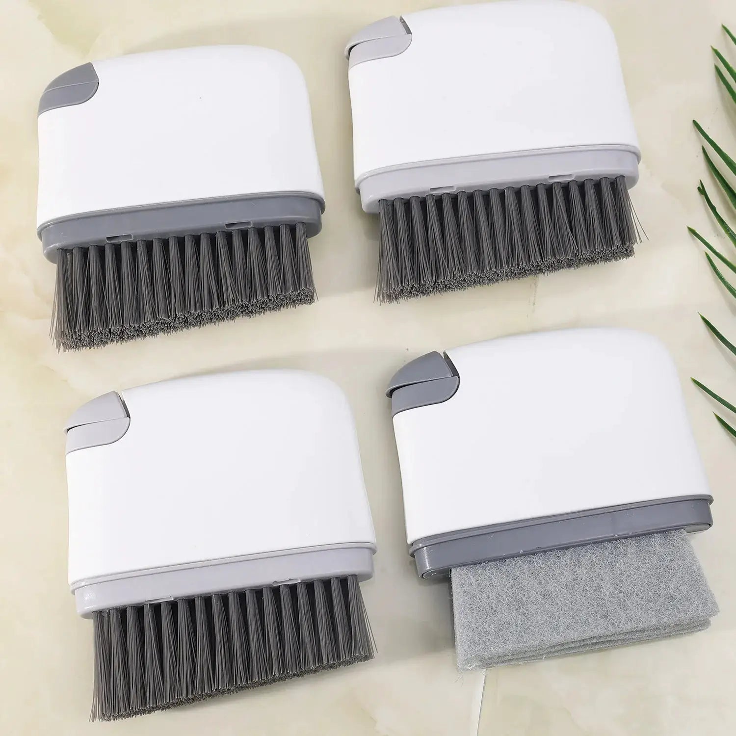 2-in-1 window cleaning brush set by Simples Market; four white and gray brushes with bristle heads and sponge pad