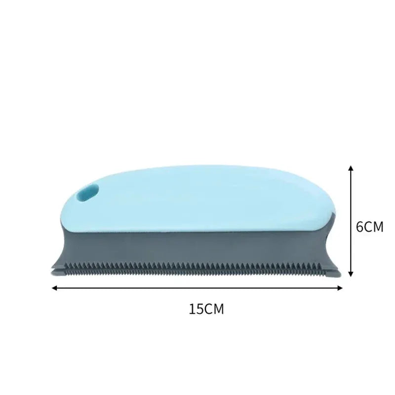 Simples Market lint remover brush, blue top with gray serrated edge for fabric fuzz and pet fur, 15 cm long.