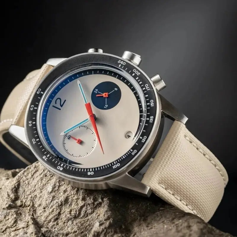CILOA2025 men's quartz watch featuring beige fabric strap and stainless steel case.