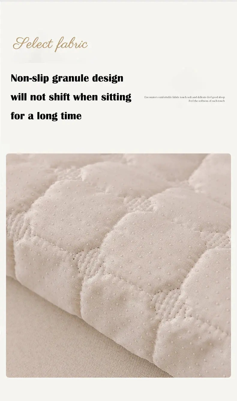 Flannel plaid sofa cover beige quilted, non-slip granule design, plush by Simples Market.