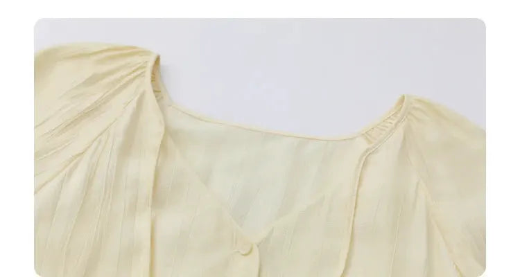CHIC VEN women's pale yellow pleated V-neck blouse with long sleeves by Simples Market