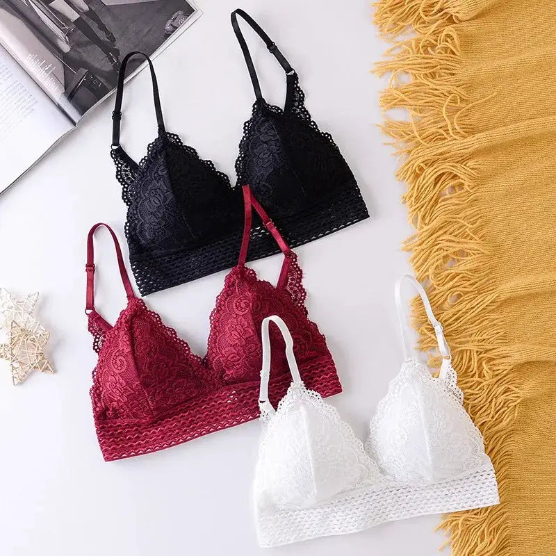 Floral lace bralettes 3-pack by Simples Market: black, burgundy, and white non-wire padded lace lingerie