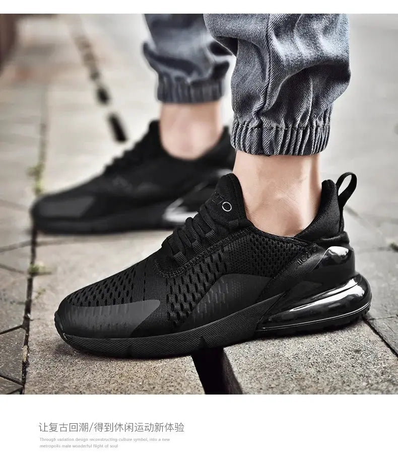 Simples Market men's black mesh athletic sneakers with breathable upper and cushioned platform sole