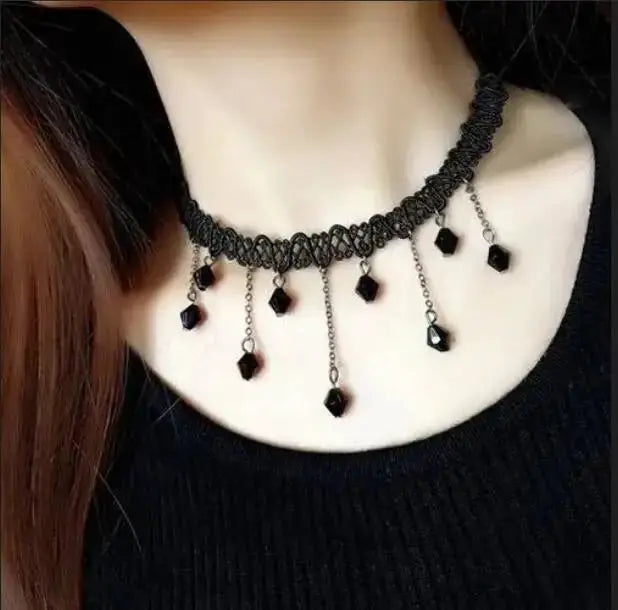 Wholesale Bijoux Love Vintage Triangle Geometry Tattoo Waterdrop Clavicle Choker Necklace For Women Chain Jewelry