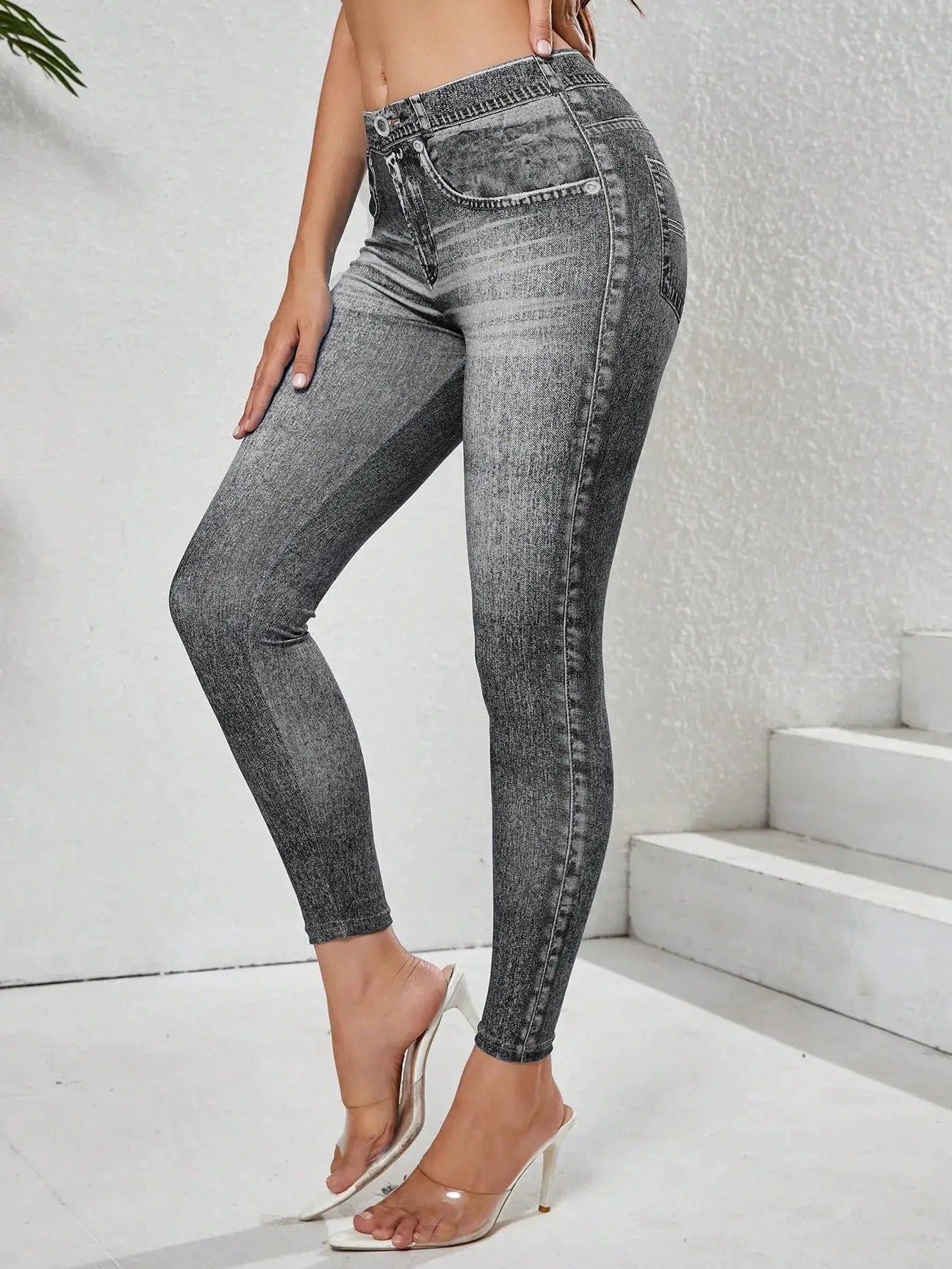 Women's imitation denim leggings with pockets in grey wash; high-stretch tummy-control fitness pants Simples Market