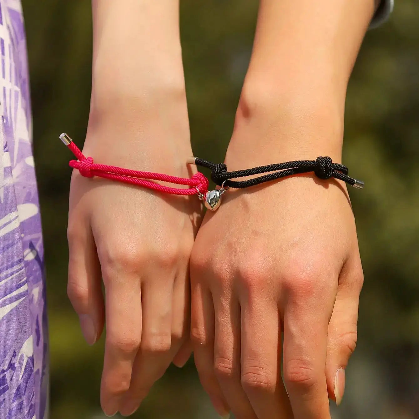 Magnetic Rope Chain Heart Design Bracelet For Couples Friends And Siblings In Black And White