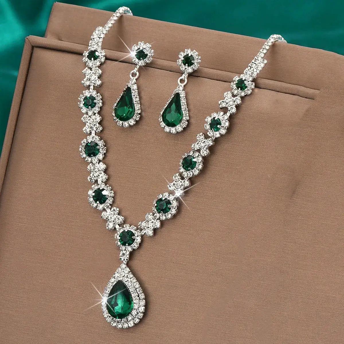 Water Droplet Necklace And Earrings Set Elegant Two Piece Jewelry Gift For Girlfriend And Best Friend Birthday Surprise