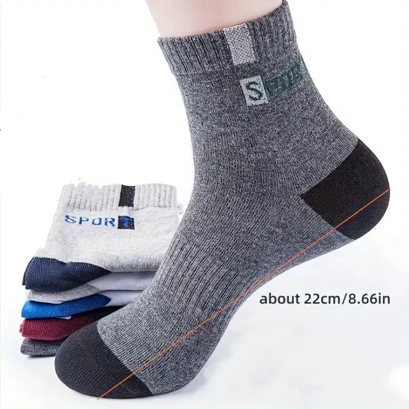 Men's Cotton Socks Breathable Soft Comfort Middle Tube For Running And Sports With Letter Fashion Design Elastic