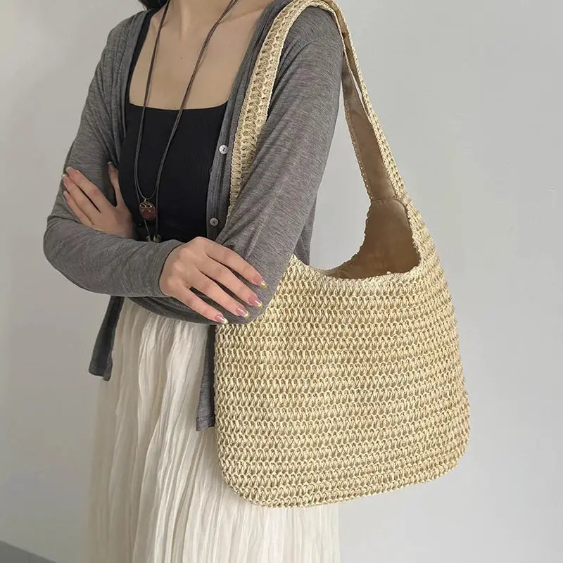 Simples Market fashion rattan shoulder bag; woven straw tote in natural beige with large capacity