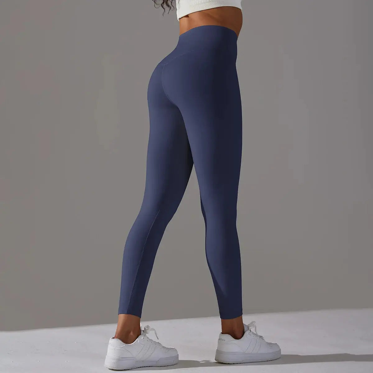 High-waist navy blue leggings for women by Simples Market, fitness, running and yoga.