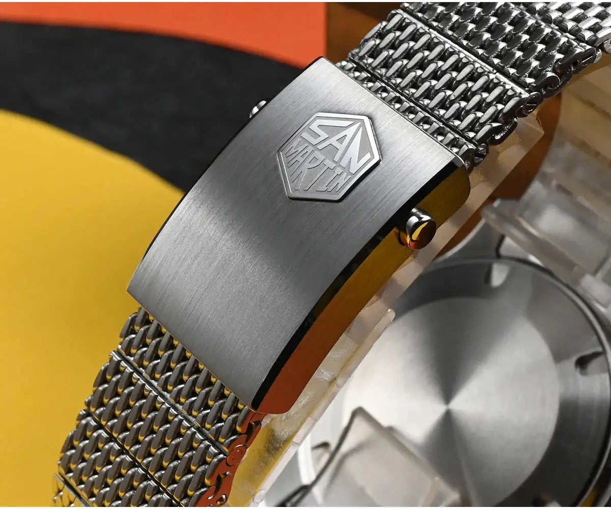 San Martin diver watch with stainless steel Milanese bracelet and brushed clasp featuring the logo, 200m water resistant.