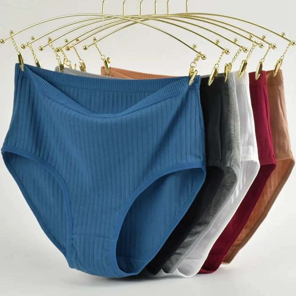 7-pack of soft high-waist cotton panties with ribbed striped fabric in blue, peach, black, gray, white, burgundy and brown
