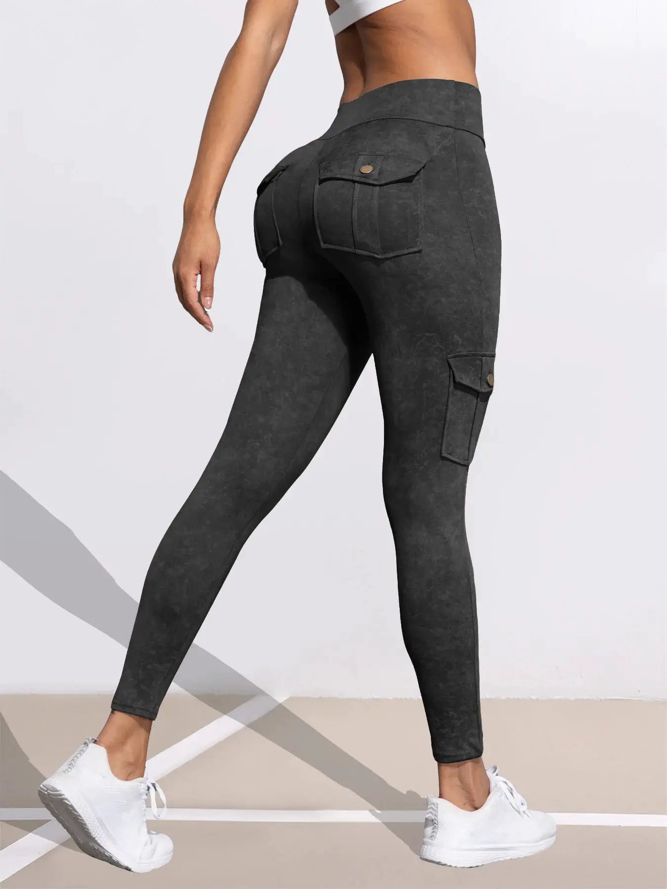 Women's charcoal washed-print leggings with back flap pockets and thigh cargo pocket, Simples Market